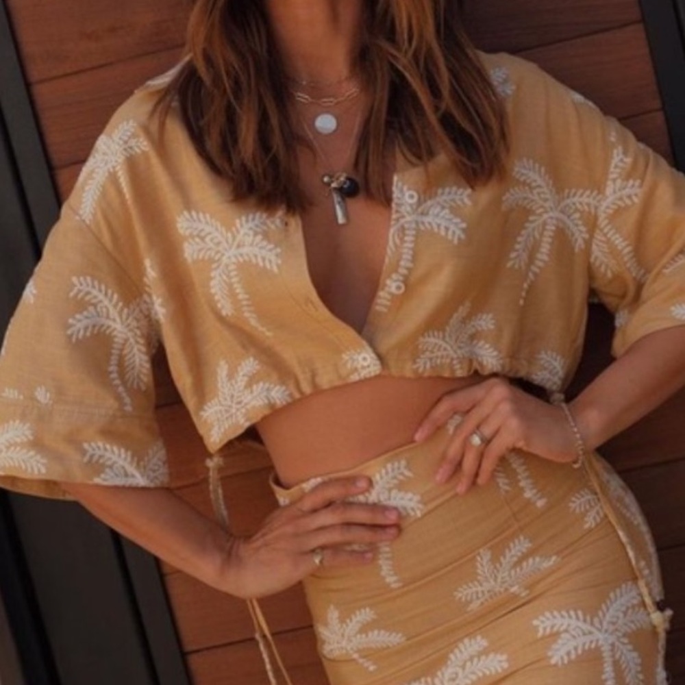 Zara embroidered linen shirt palm leaves NWT